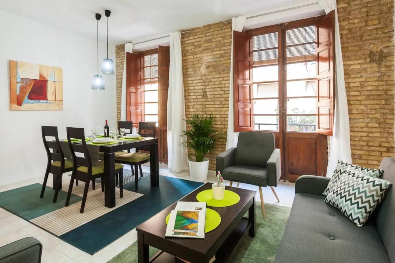 Spacious, Bright Apartment Next To The Old Town Valencia Eksteriør bilde